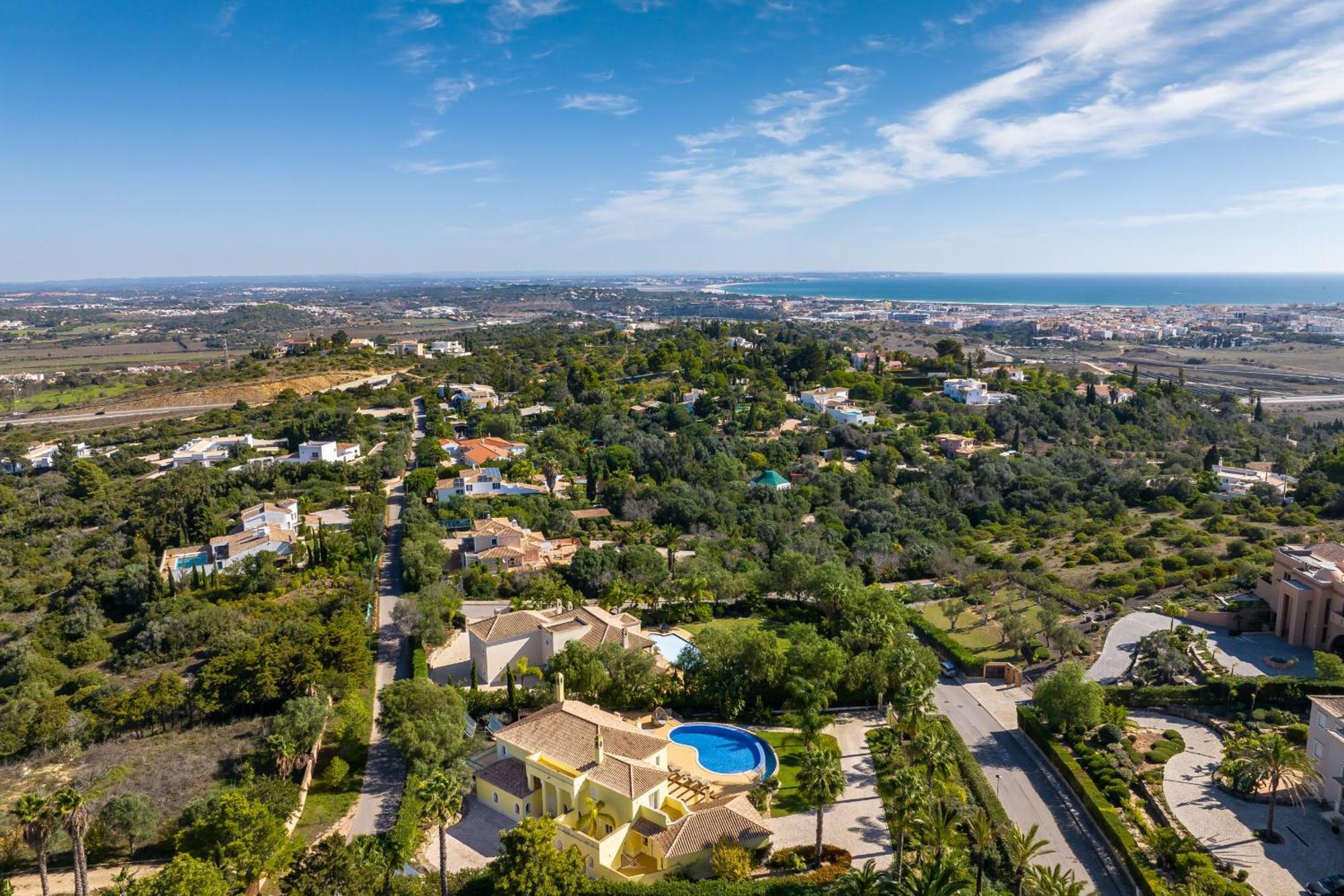 Casa Amarela Villa Lagos
