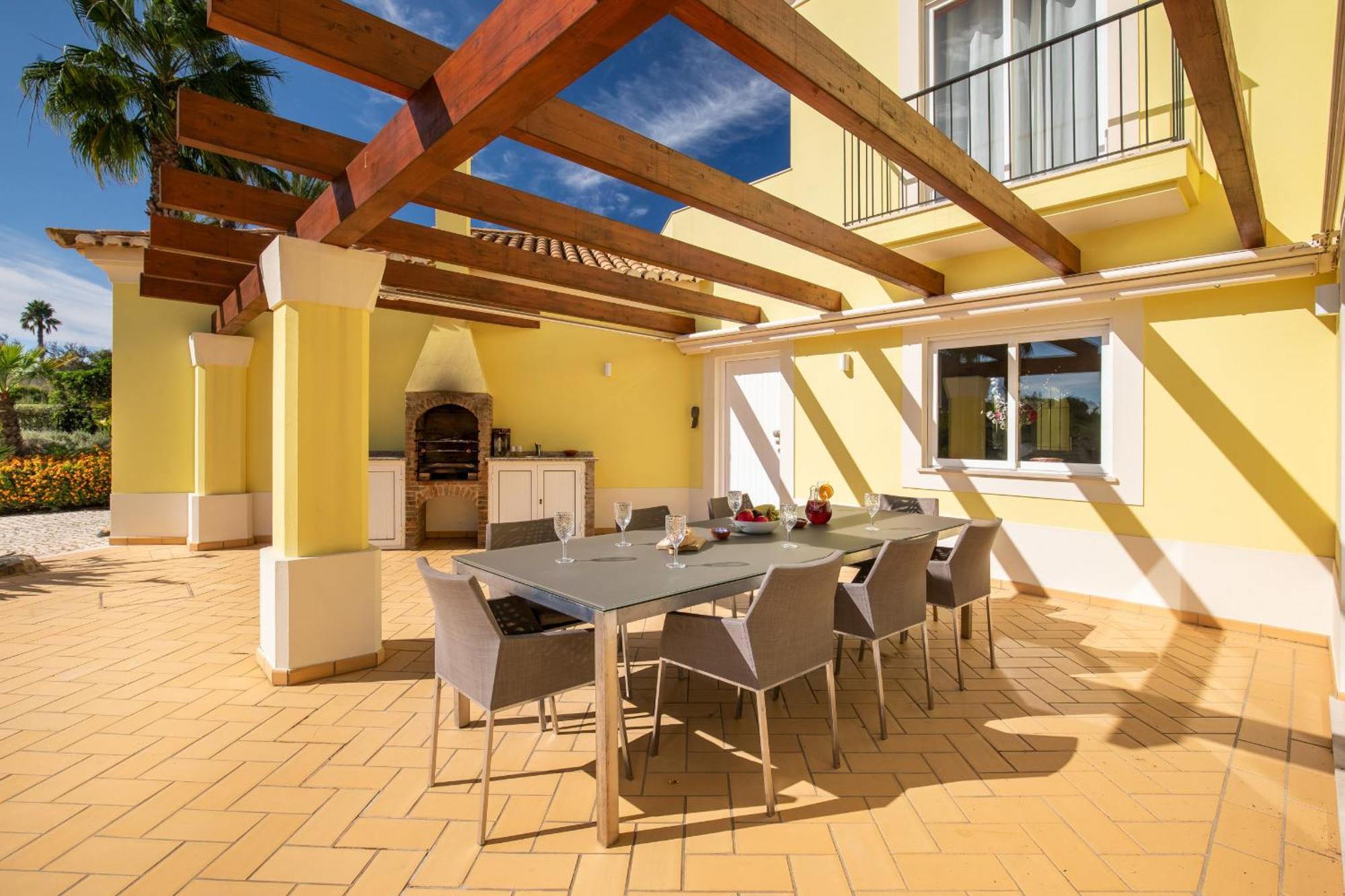 Casa Amarela Villa Lagos